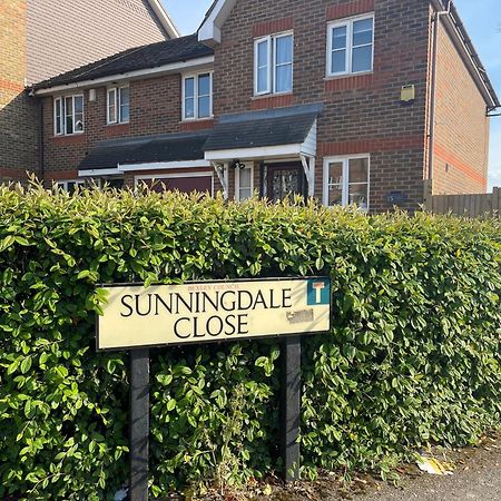 Meadthames View Apartment Thamesmead  Ngoại thất bức ảnh