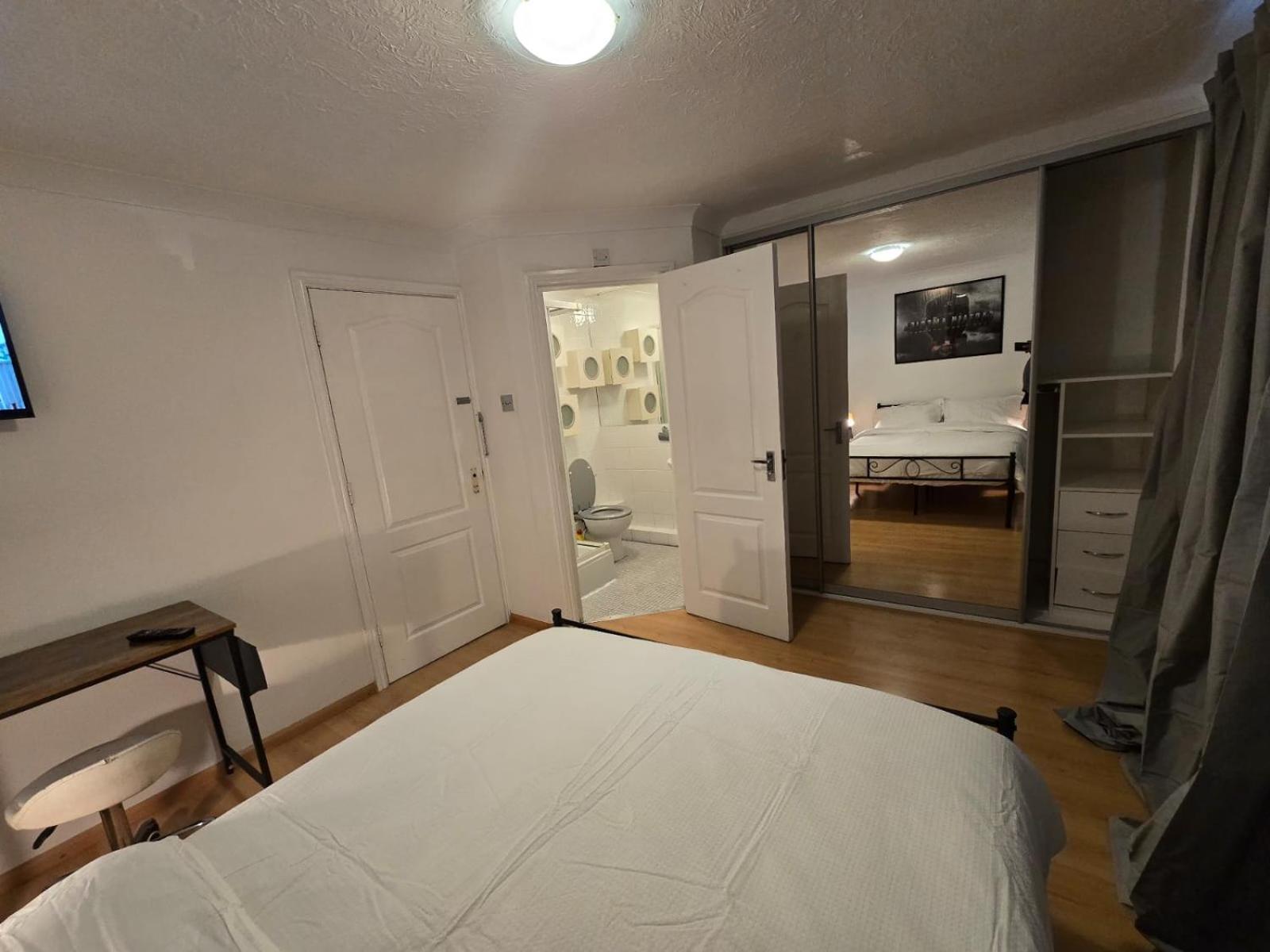 Meadthames View Apartment Thamesmead  Ngoại thất bức ảnh